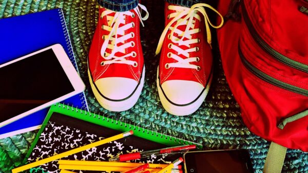 apa itu prestasi akademik dan non akademik