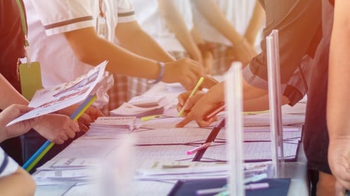 faktor prestasi akademik non akademik